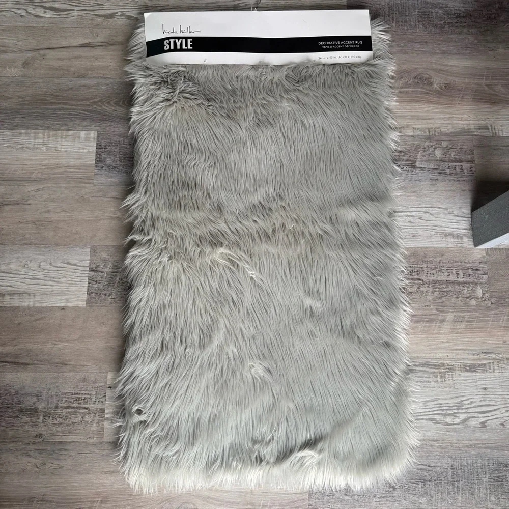Nicole Miller Gray Faux Fur Decorative Accent Rug Set Of Two